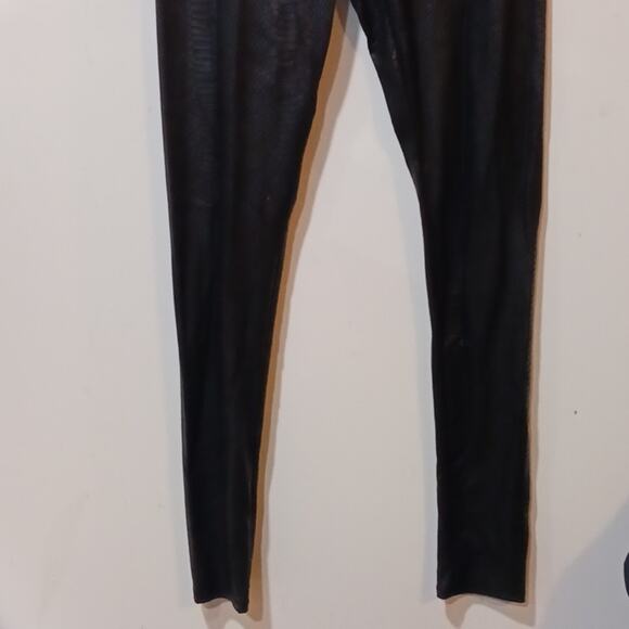 Free People black snake print Leggings size XS - Picture 2 of 9